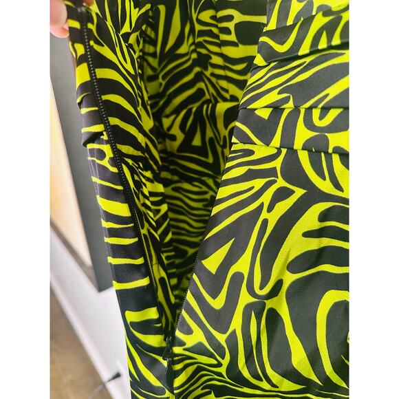 RONNY KOBO Women's Neon Green Zebra Animal Print Side Ruffle Dress Size 10 - Picture 10 of 16